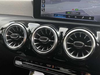 Mercedes-Benz Cla AMG Line