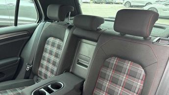 Volkswagen Golf GTI Performance