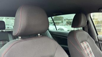 Volkswagen Golf GTI Performance