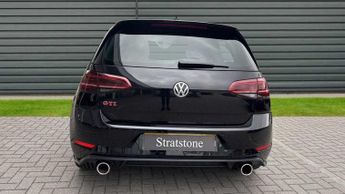 Volkswagen Golf GTI Performance
