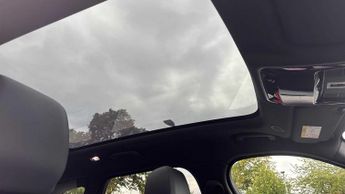Land Rover Range Rover Velar Dynamic SE