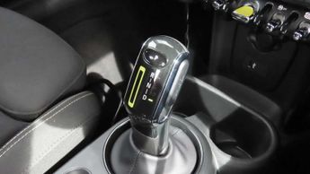 MINI Hatchback Cooper S Level 1