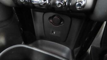 MINI Hatchback Cooper S Level 1