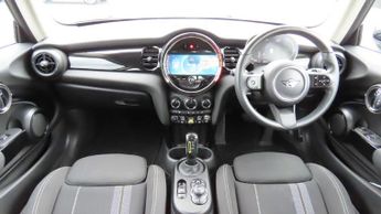 MINI Hatchback Cooper S Level 1