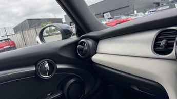 MINI Hatchback Cooper S Exclusive