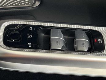 Mercedes-Benz E Class Exclusive Edition
