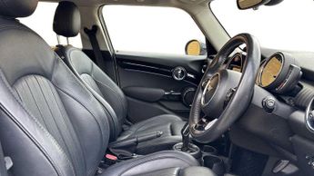 MINI Hatchback Cooper Exclusive