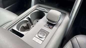 Land Rover Discovery Diesel SE Commercial