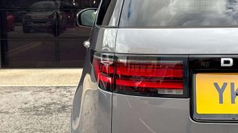 Land Rover Discovery Diesel SE Commercial