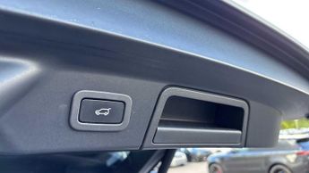 Land Rover Range Rover Velar R-Dynamic S