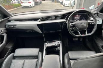 Audi E-Tron Black Edition