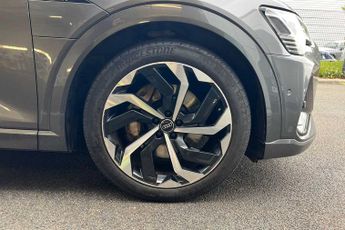 Audi E-Tron Black Edition