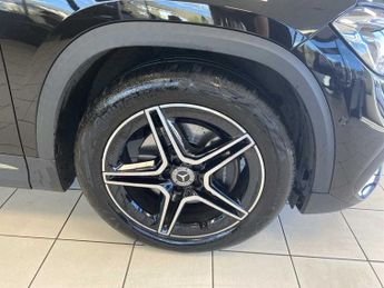 Mercedes-Benz GLA AMG Line