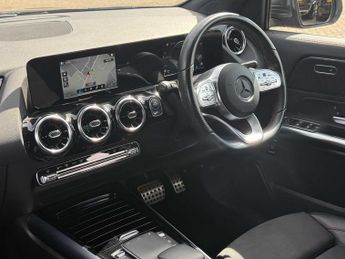 Mercedes-Benz GLA AMG Line