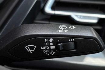 Audi Q4 S Line