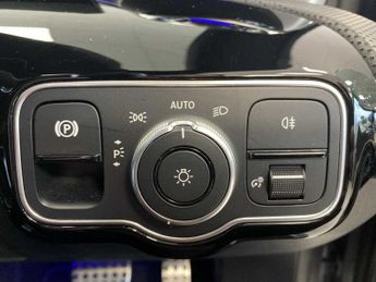 Mercedes-Benz Cla AMG Line