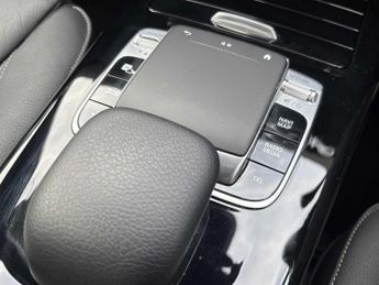 Mercedes-Benz Cla AMG Line