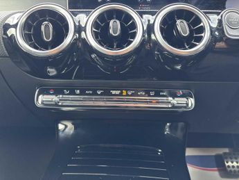 Mercedes-Benz Cla AMG Line