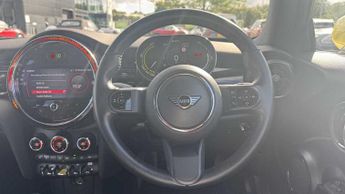 MINI Hatchback Cooper S Level 2