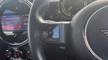 MINI Hatchback Cooper S Level 2