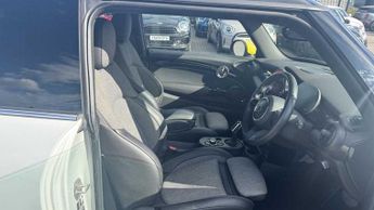 MINI Hatchback Cooper S Level 2