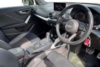 Audi Q2 S Line