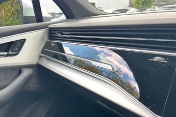 Audi Q7 S Line