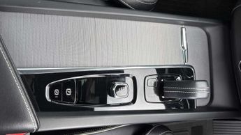 Volvo XC60 R DESIGN Pro