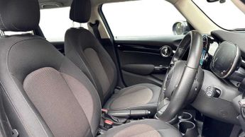 MINI Hatchback Cooper Classic