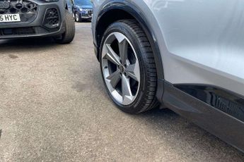 Audi Q4 Black Edition