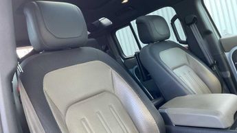 Land Rover Defender X-Dynamic HSE