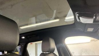 Land Rover Range Rover Velar Dynamic SE