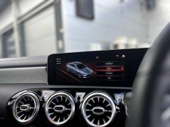 Mercedes-Benz Cla AMG Line