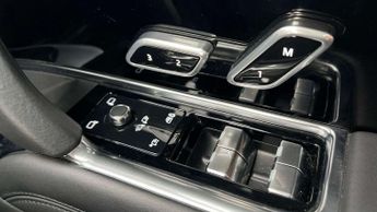 Land Rover Range Rover SE