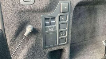 Land Rover Discovery R-Dynamic SE
