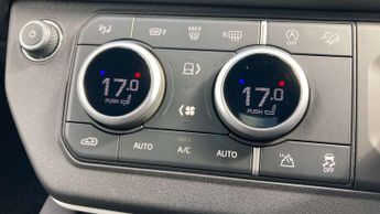 Land Rover Defender X-Dynamic SE