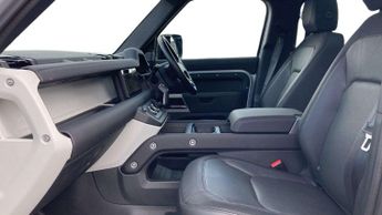 Land Rover Defender X-Dynamic SE