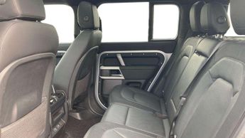 Land Rover Defender X-Dynamic SE