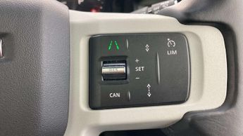 Land Rover Defender X-Dynamic SE