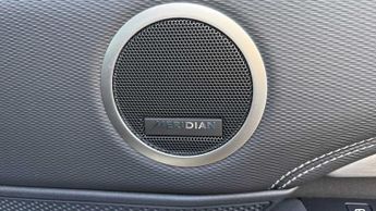 Land Rover Discovery Diesel Dynamic HSE Commercial