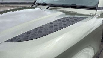 Land Rover Defender HSE