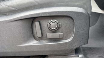 Land Rover Defender HSE