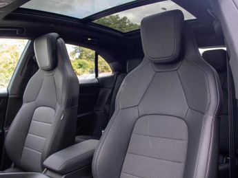 Porsche Macan Electric Estate 
