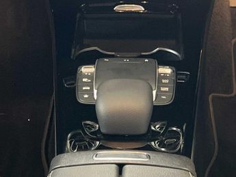 Mercedes-Benz Cla AMG Line