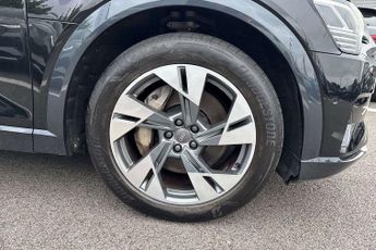 Audi E-Tron 