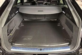 Audi A6 Black Edition