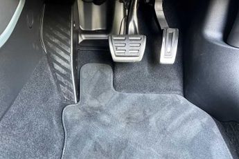 Audi Q2 SQ2 Black Edition