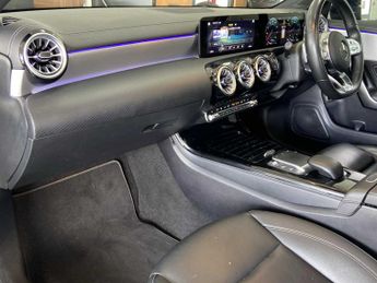 Mercedes-Benz Cla AMG Line