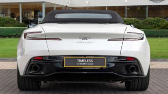 Aston Martin DB11 Volante