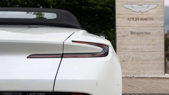 Aston Martin DB11 Volante